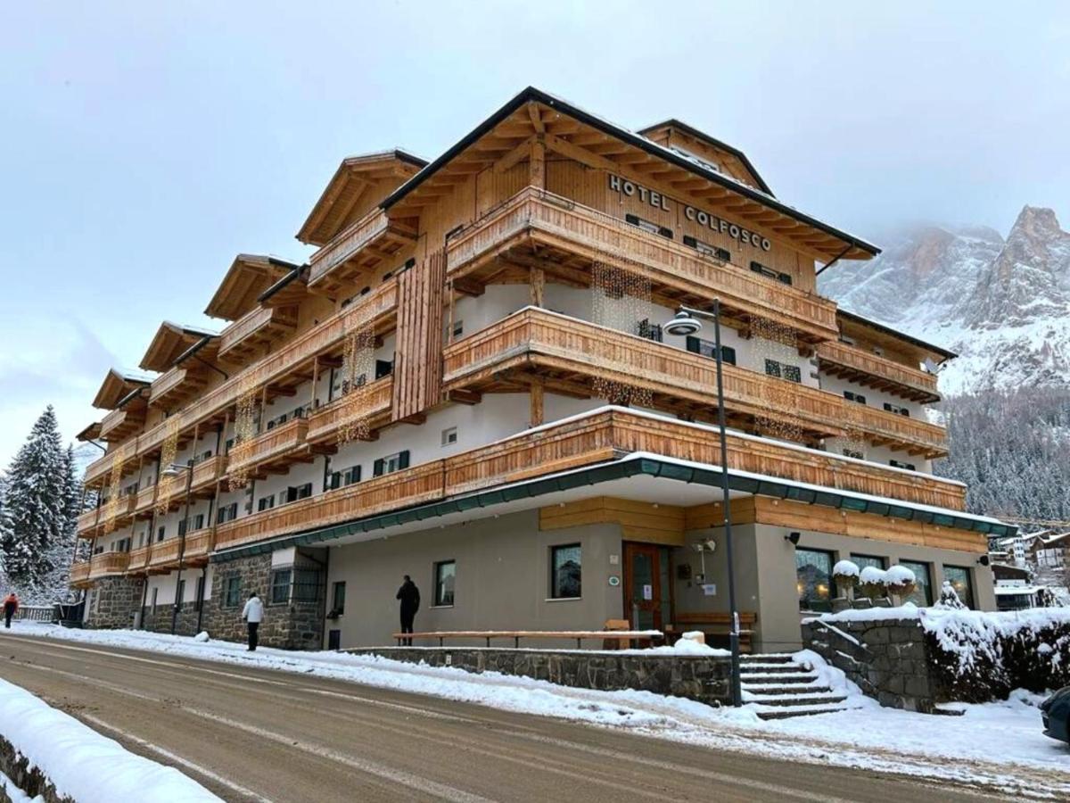 Hotel Colfosco サン・マルティーノ・ディ・カストロッツァ エクステリア 写真