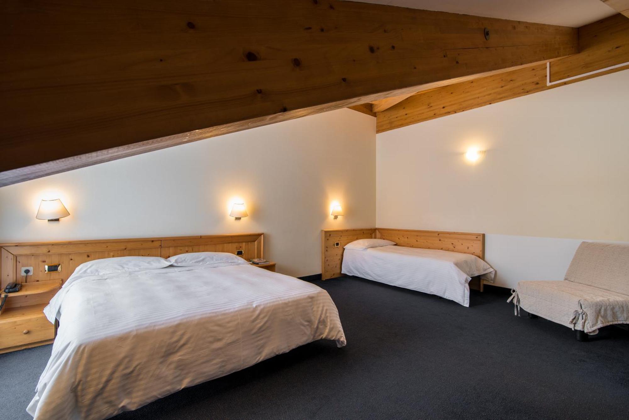 Hotel Colfosco サン・マルティーノ・ディ・カストロッツァ 部屋 写真